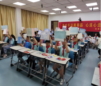 南京市栖霞区开展“崇尚科学 反对邪教 共创无邪校园“反邪宣传活动464.png